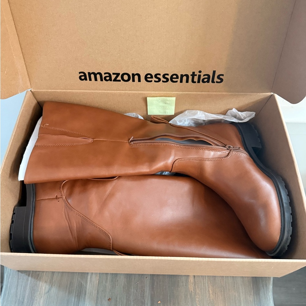 Amazon Essentials Women's Size 8 Tall Riding Brown Boots